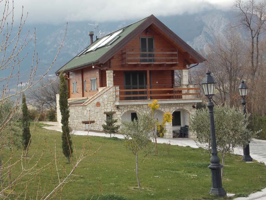 Costruzione a Blockhaus Casoli (CH)